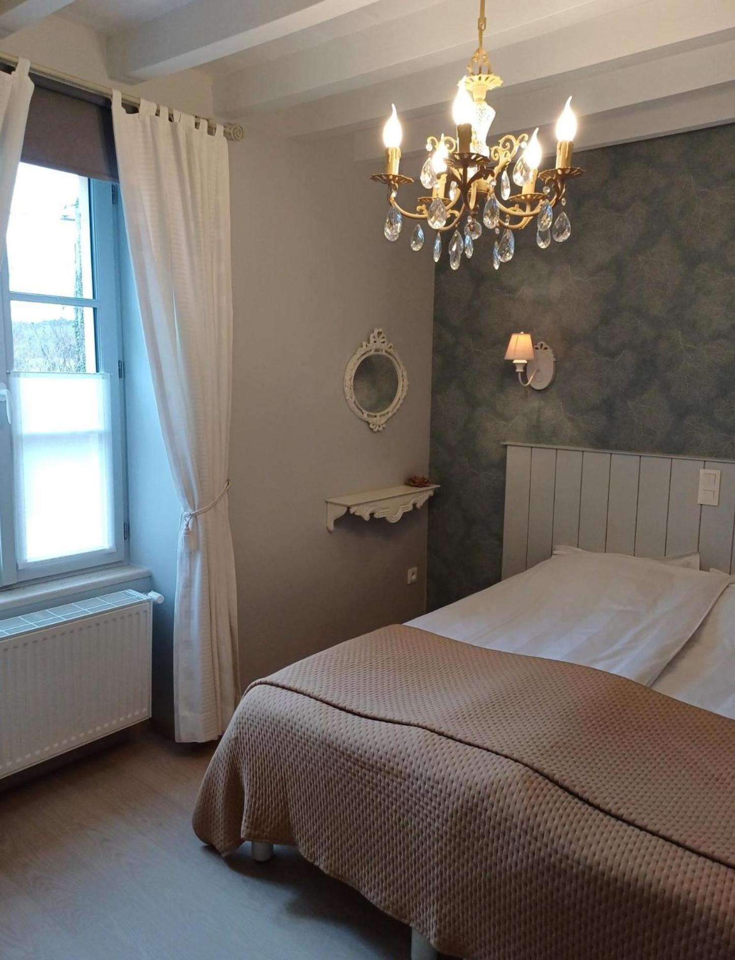 Bed and Breakfast Le Repos Coquelicot Montillot Экстерьер фото