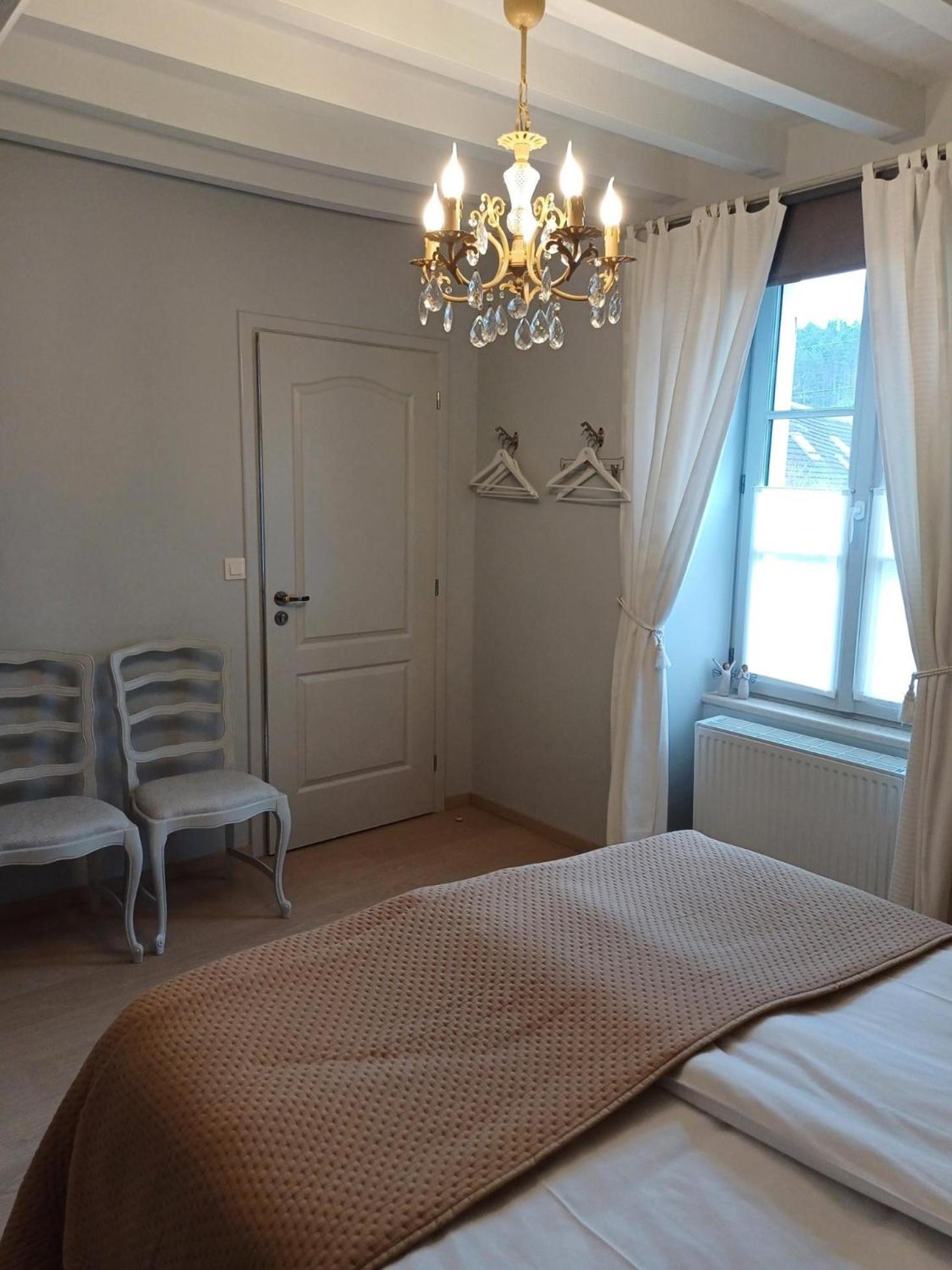 Bed and Breakfast Le Repos Coquelicot Montillot Экстерьер фото