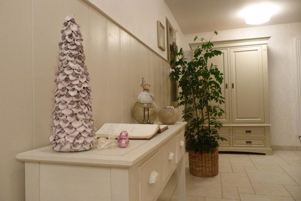 Bed and Breakfast Le Repos Coquelicot Montillot Экстерьер фото
