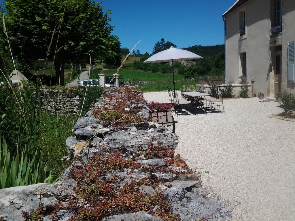 Bed and Breakfast Le Repos Coquelicot Montillot Экстерьер фото